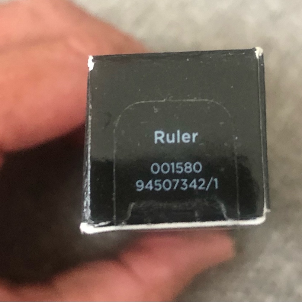 3 Ruler Powerlips - Picture 2 of 2